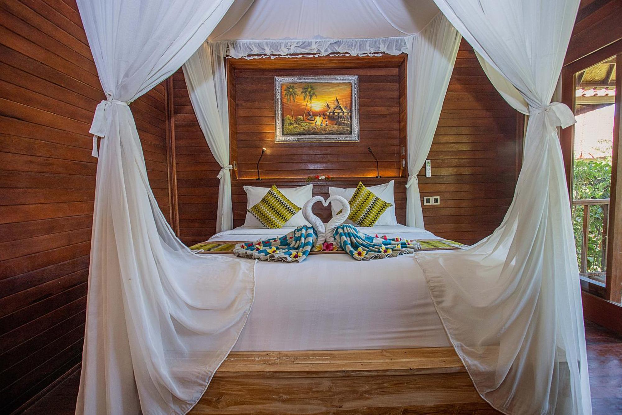 The Parnas Hotel Nusa Lembongan  Ngoại thất bức ảnh